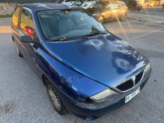 LANCIA Y usata, con Fendinebbia