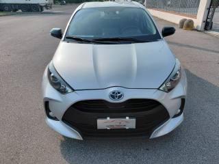 TOYOTA Yaris usata, con Telecamera per parcheggio assistito