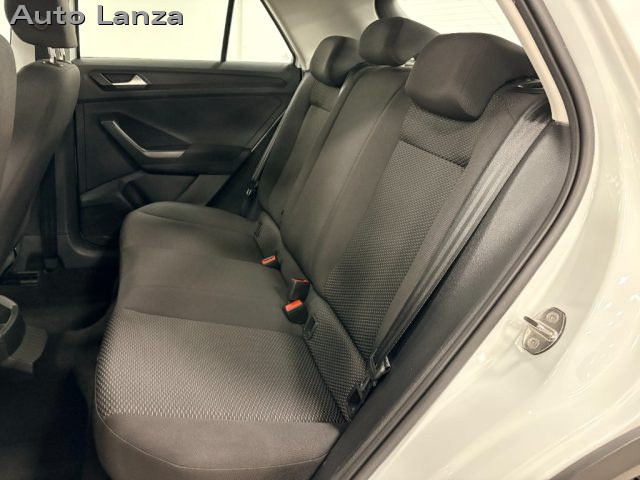 VOLKSWAGEN T-Roc usata, con Autoradio