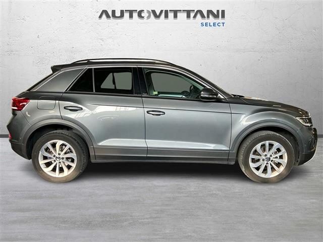 VOLKSWAGEN T-Roc usata, con Autoradio