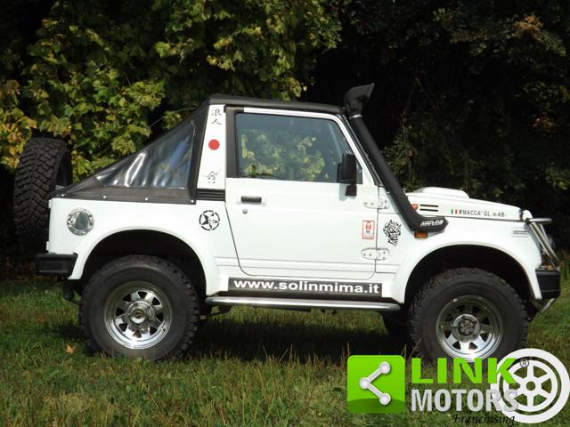 SUZUKI Samurai usata 8