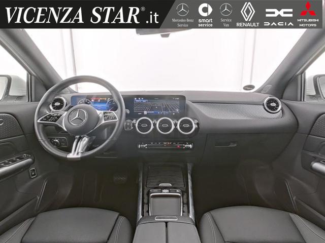 MERCEDES-BENZ GLA 180 usata, con Alzacristalli elettrici