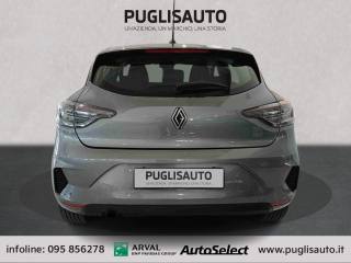 RENAULT Clio usata, con Autoradio