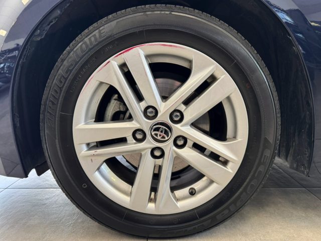 TOYOTA Corolla usata, con Autoradio