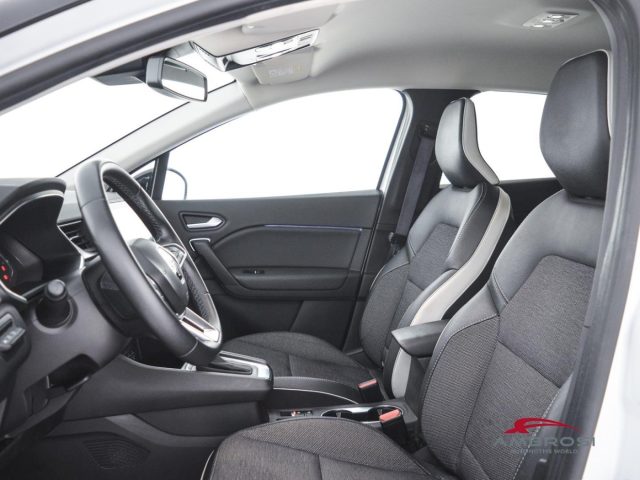 RENAULT Captur usata 8