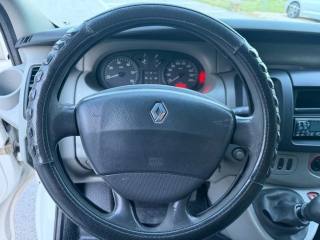 RENAULT Trafic usata, con MP3
