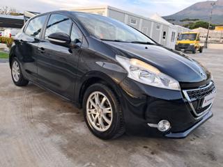 PEUGEOT 208 usata, con Autoradio