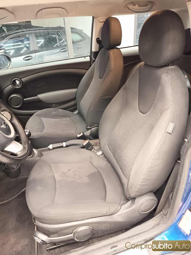 MINI Cooper D usata 23