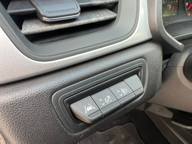 RENAULT Captur usata 22