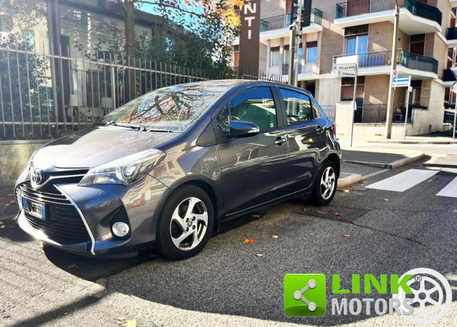 TOYOTA Yaris usata, con Airbag laterali