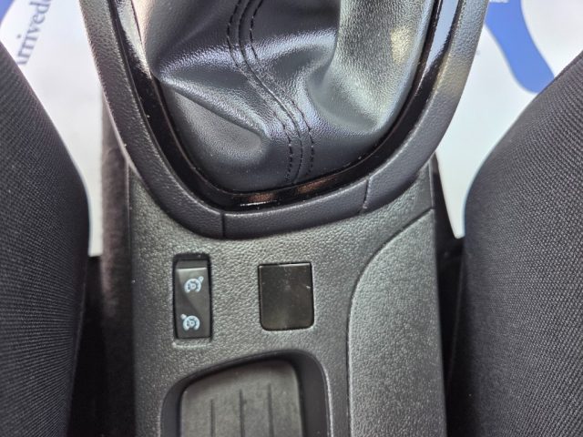 RENAULT Clio usata, con Controllo trazione
