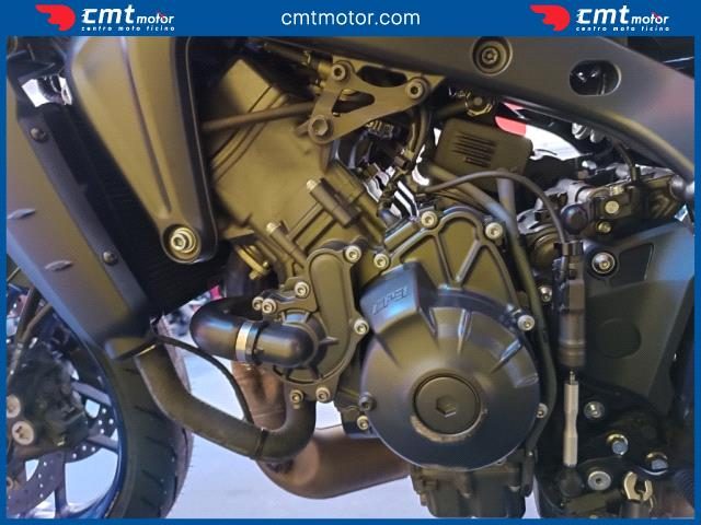 YAMAHA MT-09 usata 9