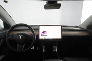 TESLA Model 3 usata 10