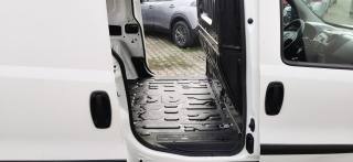OPEL Combo usata, con Vivavoce