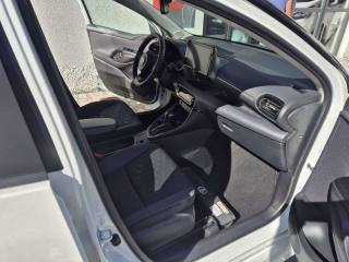 TOYOTA Yaris usata, con Controllo trazione