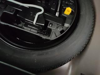 PEUGEOT 208 usata, con Sedile posteriore sdoppiato