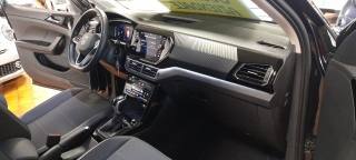 VOLKSWAGEN T-Cross usata 23