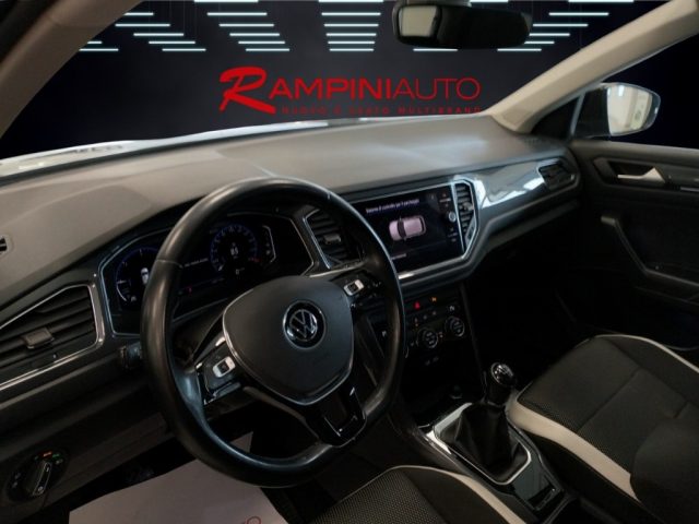 VOLKSWAGEN T-Roc usata 14