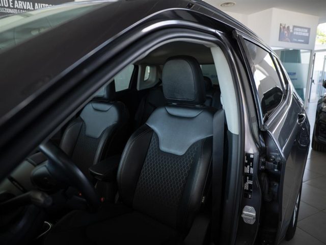 JEEP Compass usata, con Climatizzatore