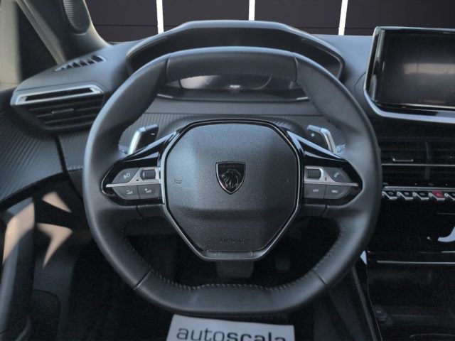 PEUGEOT 2008 usata, con Controllo vocale