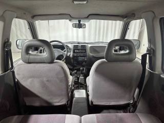 NISSAN Terrano II usata 15