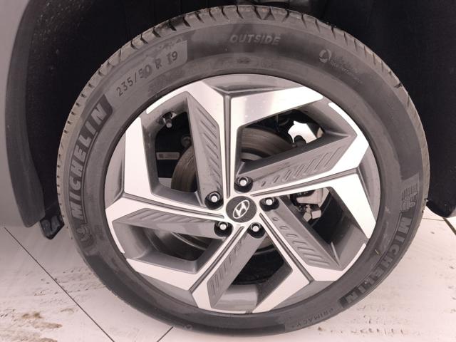 HYUNDAI Tucson usata, con Leve al volante