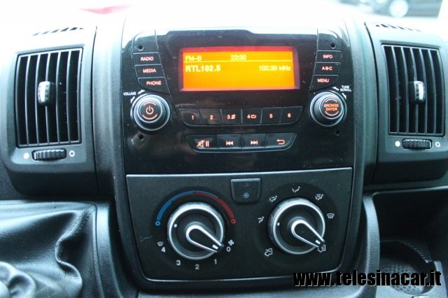 PEUGEOT usata 12