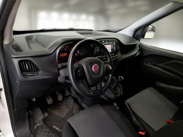 FIAT Doblo usata, con Autoradio