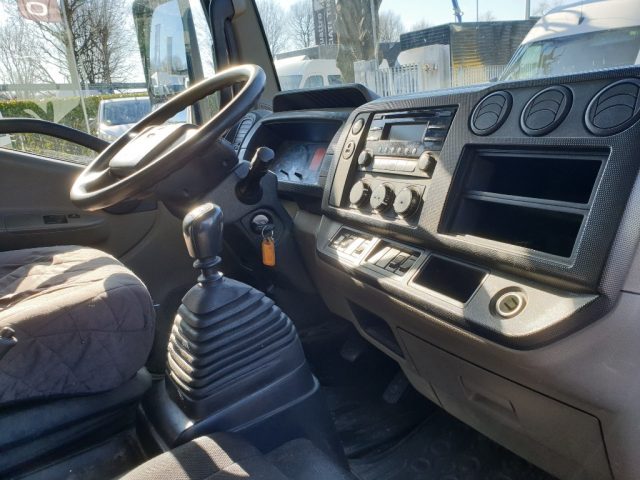 NISSAN NT500 usata, con Controllo trazione