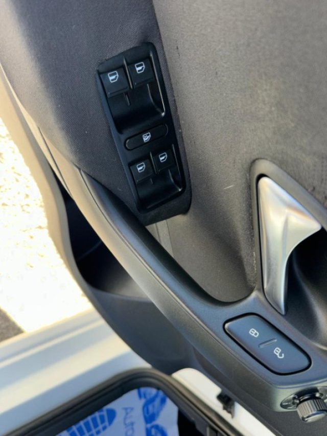 VOLKSWAGEN Polo usata, con ESP