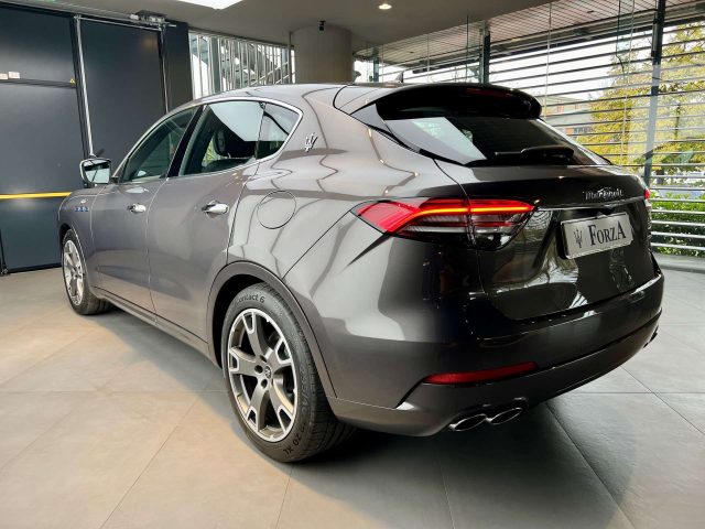 MASERATI Levante usata, con Autoradio