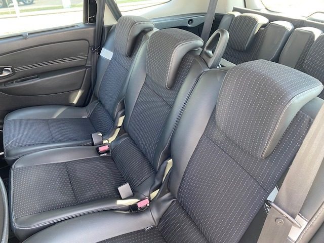 RENAULT Scenic usata, con Chiusura centralizzata