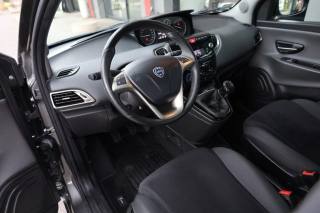 LANCIA Ypsilon usata, con USB