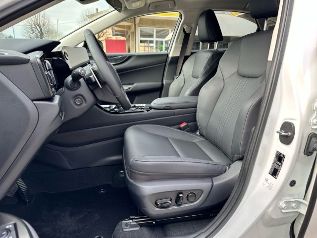 LEXUS NX 350h usata, con Autoradio