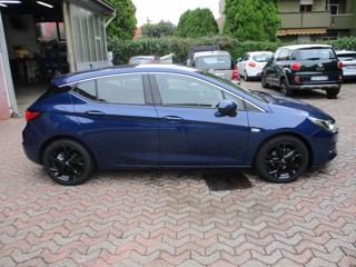 OPEL Astra usata, con Cerchi in lega