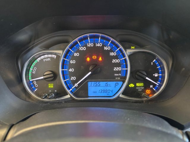 TOYOTA Yaris usata, con ESP
