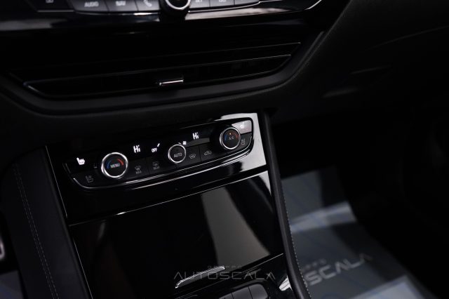 OPEL Grandland usata, con Volante multifunzione