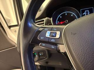 VOLKSWAGEN Golf Sportsvan usata, con Climatizzatore