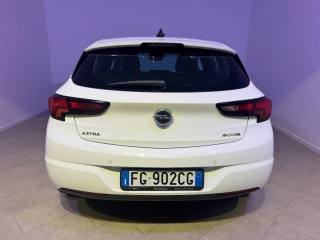 OPEL Astra usata 8