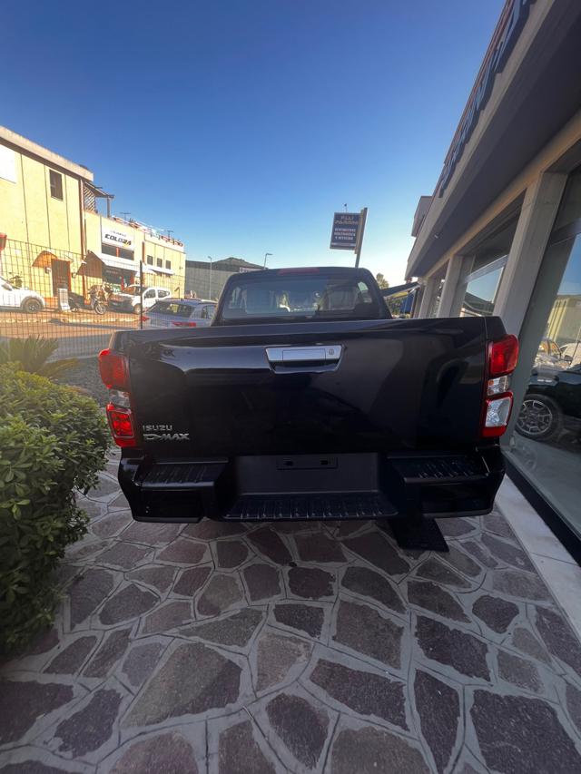 ISUZU D-Max usata, con Autoradio