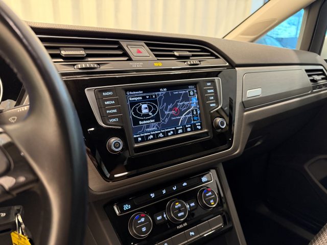 VOLKSWAGEN Touran usata, con Controllo trazione
