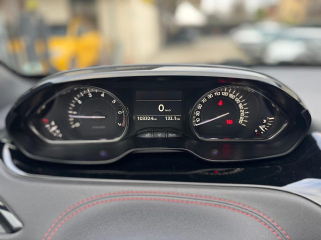 PEUGEOT 208 usata, con Volante in pelle