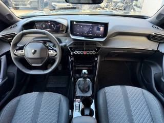PEUGEOT 2008 usata, con Autoradio digitale