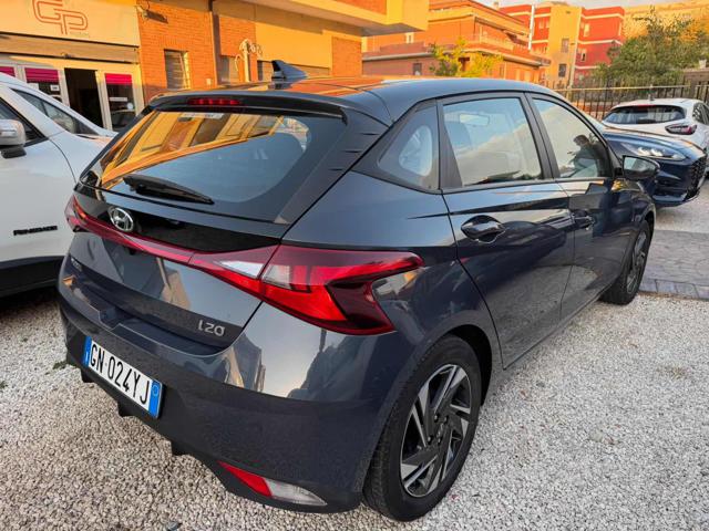 HYUNDAI i20 usata, con Airbag