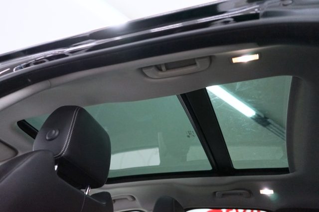 JAGUAR F-Pace usata, con Boardcomputer
