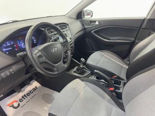 HYUNDAI i20 usata, con Autoradio