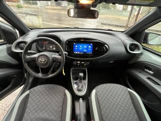 TOYOTA Aygo X usata 18