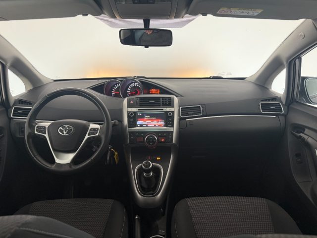 TOYOTA Verso usata 7