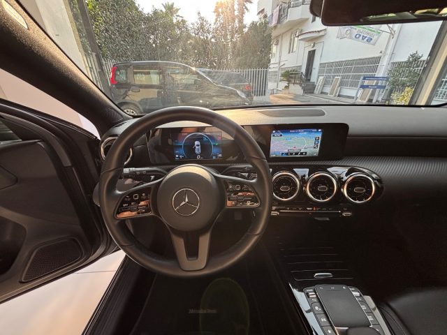 MERCEDES-BENZ A 180 usata, con Volante in pelle