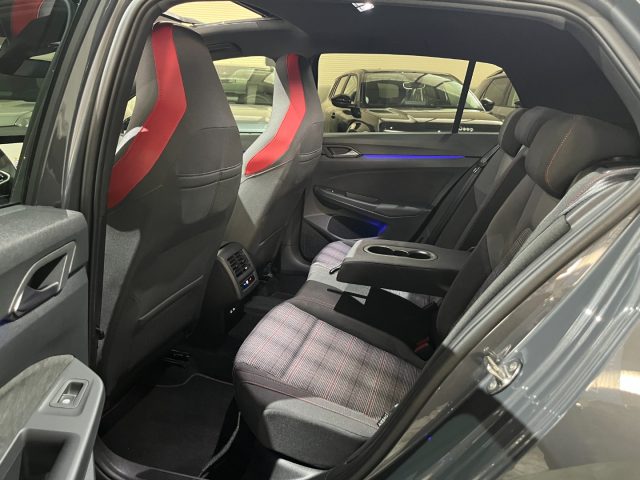 VOLKSWAGEN Golf usata, con Controllo trazione